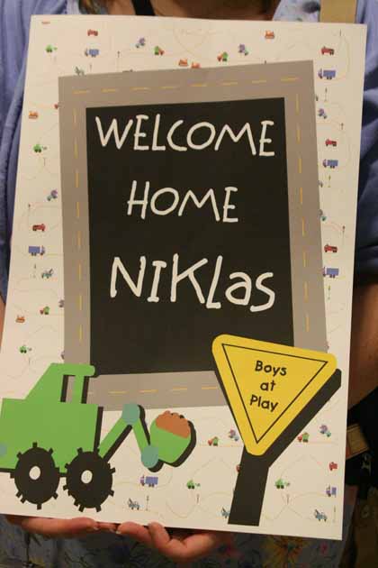 04-Niklas Welcome Sign.jpg